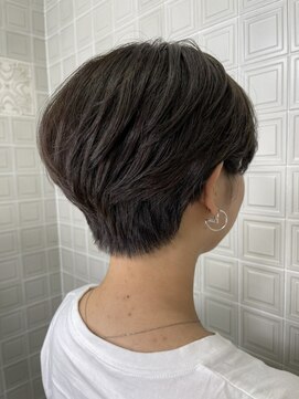 ヘンリエッタ 吉祥寺(Henrietta) ナチュラルハイライトショート