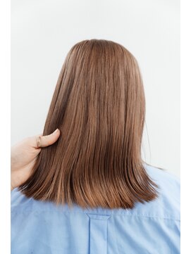 シカ(sica) ヌーディベージュスタイル