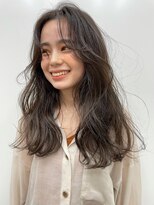 ユイル(Uil)&nbsp;ゆる長め前髪×アッシュグレージュ