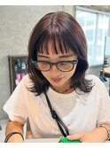 くびれボブ　オン眉