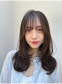 トレンド取り入れた大人可愛いロングヘア