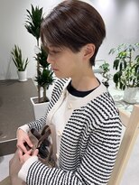 トワ(towa)&nbsp;前髪長めのハンサムショート
