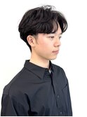 センターパートツーブロックリバースパーマハンサムショート