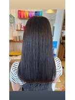 サリュー バイ イザ(Salut by IZA)&nbsp;チョコレートブラウン似合わせカットセミロング