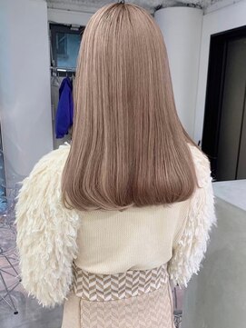 ペレ 梅田(PELE) ミディアムヘア/暗めカラー/グラ ンマッシュ/梅田