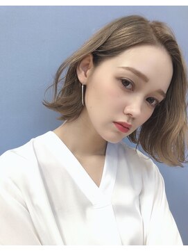 salon de MiLK 札幌大通店【サロン ド ミルク】 まとまりやすい肩上ハイトーンボブ