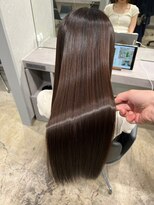 キュア 表参道(CURE) ・表参道駅・縮毛矯正・髪質改善・トリートメント・美髪矯正