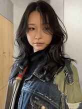 年齢や好みに合わせた幅広いデザイン。カジュアルからフェミニンまでなりたい女性像に合わせたレイヤーを。