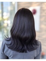 ホーミー(HOMMY)&nbsp;艶感のある大人可愛いラベンダーカラー
