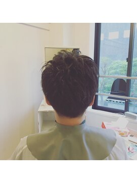 カタチヘアー(HAIR) 。。。。。。。。。夏。。。ショートのカタチ。。。。。