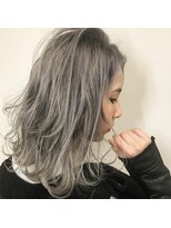 ロアー ヘアー ブリオ(RAWR hair Brio)&nbsp;ハイトーン＿ナチュラルウェーブ