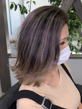 エイトヘアー(Ei8htHair) ショート×ハイライトバレイヤージュ