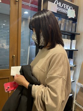 エラン 東久留米店(Elan) 20代30代透明感暗髪アッシュブルーグレージュ丸みボブ