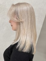 イマイ ケイアウラ(imaii k-aura)&nbsp;ミディアム/センターパート/顔まわりレイヤー