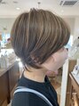 ヘア ヴァーゴ(Hair vago)&nbsp;ハイライトを使った白髪ぼかしカラー、派手過ぎないのがねらい
