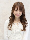 巻き髪スタイル