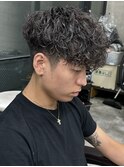 スパイラルパーマ/マッシュ/刈り上げ/メンズ/眉毛/フェード