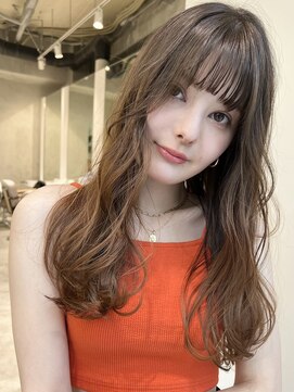 アミー 駒澤(Ammy komazawa) ロング/ロングレイヤー/ベージュ/ベージュカラー/小顔カット