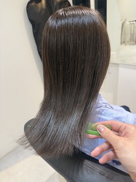 エミュスト(Emuest) ラベンダーグリージュ