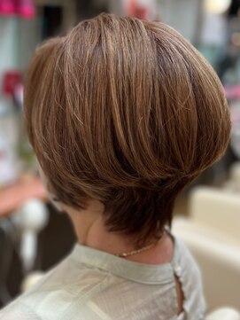 ヘアーメイク ツインズ(Hair Make TWINS) グラデーションカット