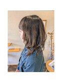 ミディアムレイヤースタイル