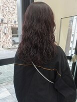 チーカ(chica)&nbsp;ロングパーマ×ボルドーカラー