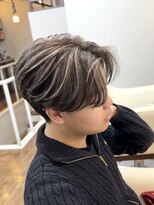 スタジオフォーエイチ(STUDIO 4H)&nbsp;フェザーパーマ/センターパート/海外風ハイライト/メッシュ