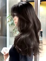 シティ オモテサンドウ(CITY omotesando) レイヤーカット 顔まわりカット バタフライレイヤー 海外ヘア