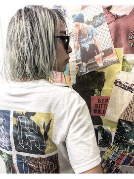 トロニー(TLONY) tlony渋谷horiハイトーンホワイトヘア