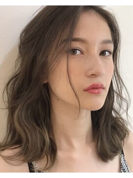 グッデイ ヘアー(GOOD DAY HAIR) 【GOOD DAY HAIR】《ふんわりミディ×グレージュ》 下北沢