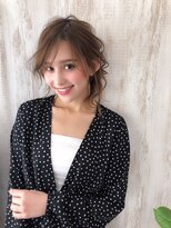 エストレーラ(estrela)&nbsp;『estrela』大人可愛い編みこみヘアアレンジ