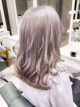 デイズ(days) アッシュベージュカラー透明感ブリーチWカラー　中村清彦