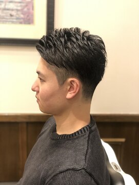 ヒロギンザバーバーショップ 神楽坂店(HIRO GINZA BARBER SHOP) ツーブロック×刈り上げ