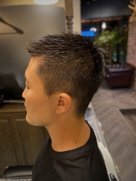 バレス 田町(BALES) [スキンフェード/ツイストスパイラル/田町]