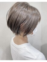 カモン(CAMON)&nbsp;[CAMON. ]#イルミナスターダスト#骨格補正#くびれボブ