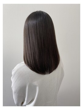 シロ(SHIRO) 【SHIRO】ミディアムスタイル☆