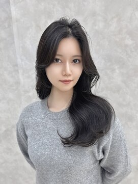 マウル 栄(MAEUL) 長め前髪　レイヤーカット　韓国ヘア