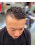 震災刈りスキンフェード濡れパンスタイル