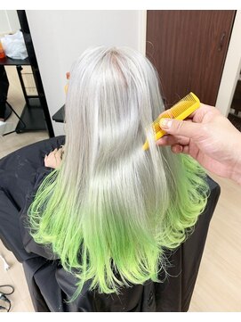 いろあそび 八王子 ホワイト×ライムグリーン