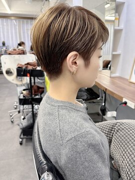 オウル(Owll) 【Owll】石田学史くすみベージュ20代30代40代刈り上げショート