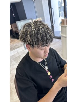 エルアンド(L and) 周りと差をつけられるツイストスパイラル　× ホワイトメッシュ