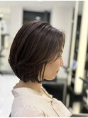 前髪長めボブ　内巻き　レイヤーボブ