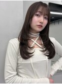 ミディアムレイヤーハッシュカット顔周りレイヤーカット韓国ヘア