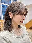 ミディアムレイヤーレイヤーボブシャギーカットダークグレージュ