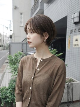 キビト(kibito) 新宿若松河田曙橋オリーブベージュコンパクトショート20代30代