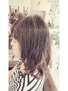 ウィービーパセリ atre川越店(WE BE PARSLEY) ゆるふわミディアムパーマ