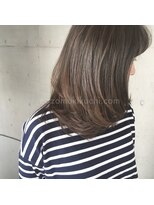 ネイミーズ 横浜関内(nameiz.)&nbsp;【横浜美容室ネイミーズ】ダークアッシュツヤ感ワンカールミディ