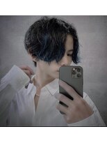 シン(syn) センターパート ミディアム グラデーション ブルー