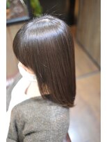 リビング(LIVING)&nbsp;上品ブラウンセミロングスタイル