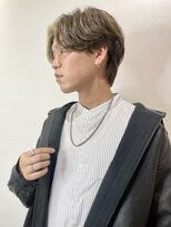 リトバイプティパ(Lit by petit-pas)&nbsp;センターパートウルフ×フェイスフレーミングハイライト